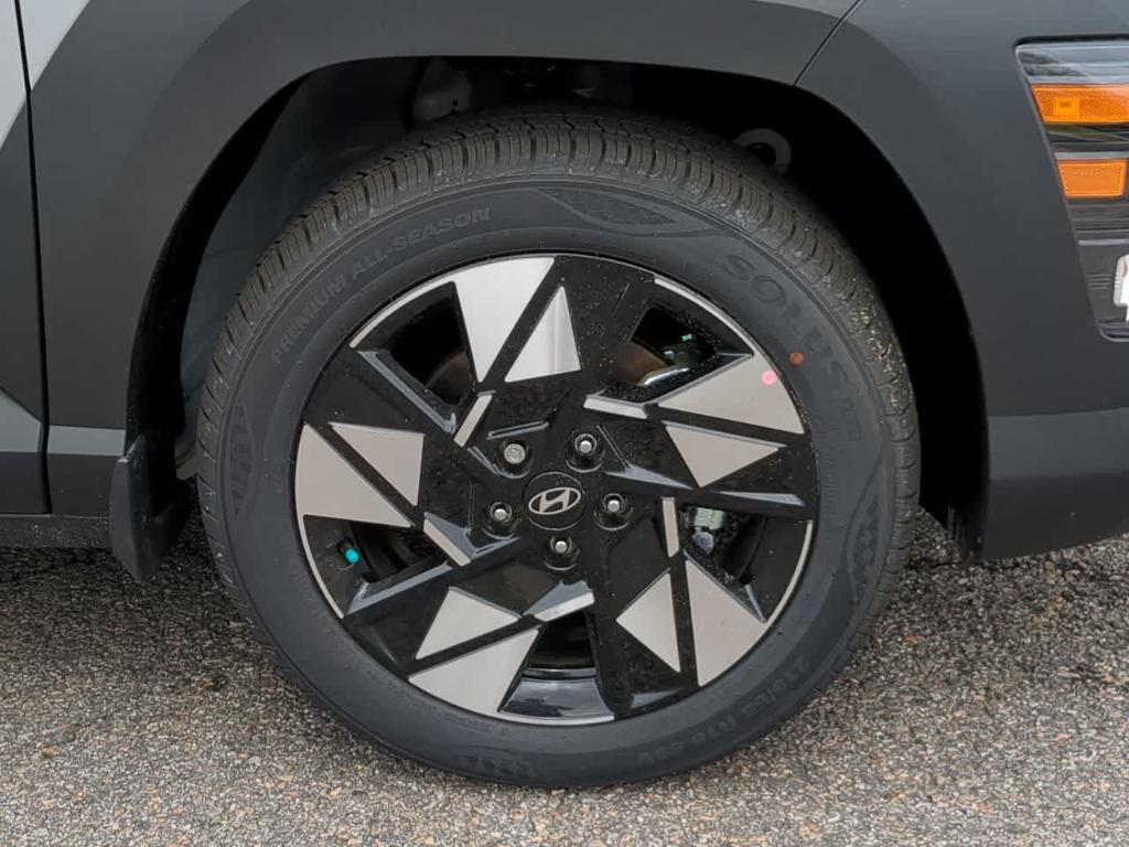 new 2025 Hyundai Kona car, priced at $28,555