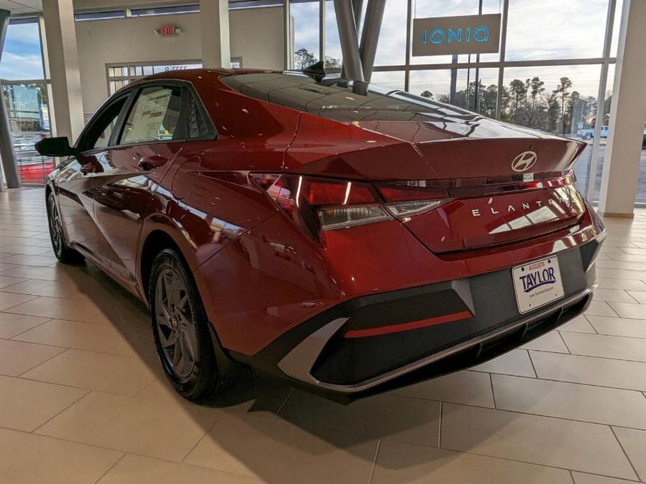 new 2024 Hyundai Elantra car, priced at $25,295