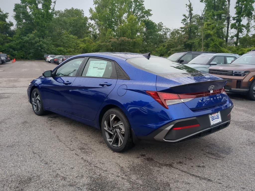 new 2025 Hyundai Elantra car, priced at $25,010
