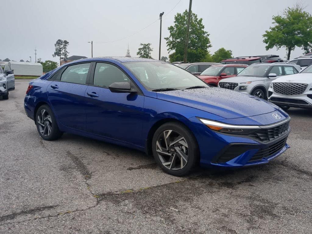 new 2025 Hyundai Elantra car, priced at $25,010