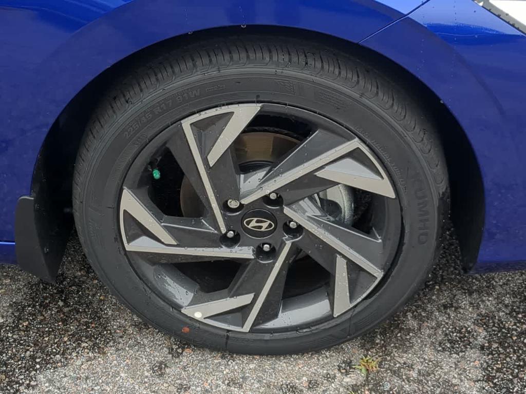 new 2025 Hyundai Elantra car, priced at $25,010