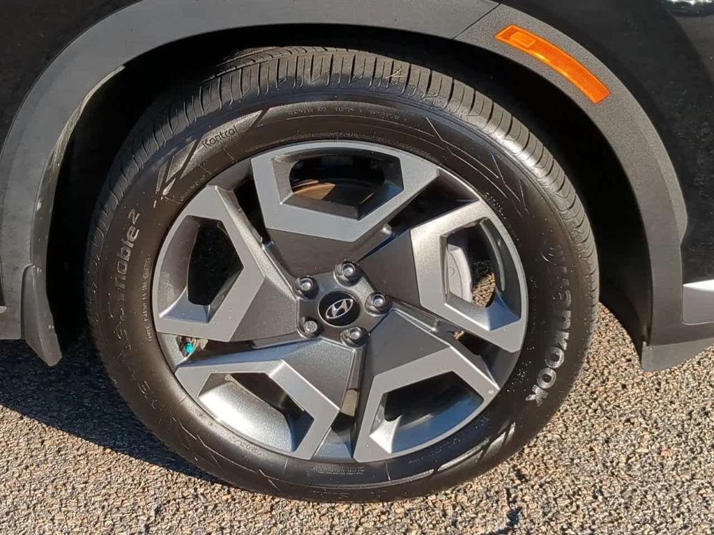 used 2025 Hyundai Palisade car, priced at $40,988
