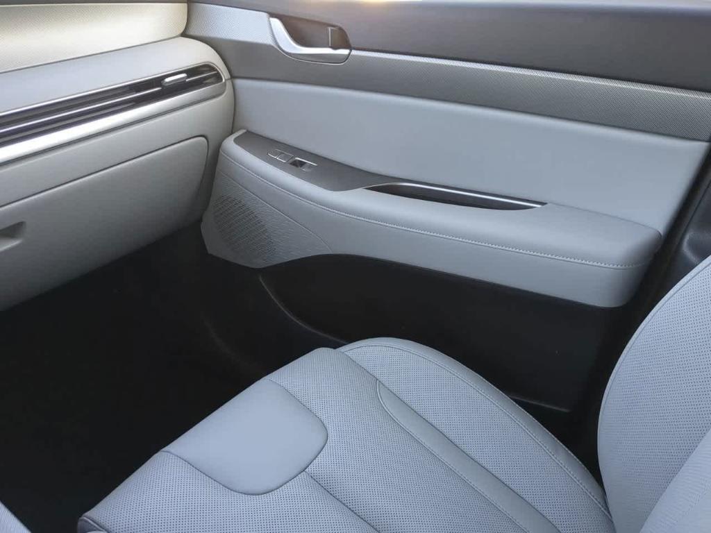 used 2025 Hyundai Palisade car, priced at $40,988