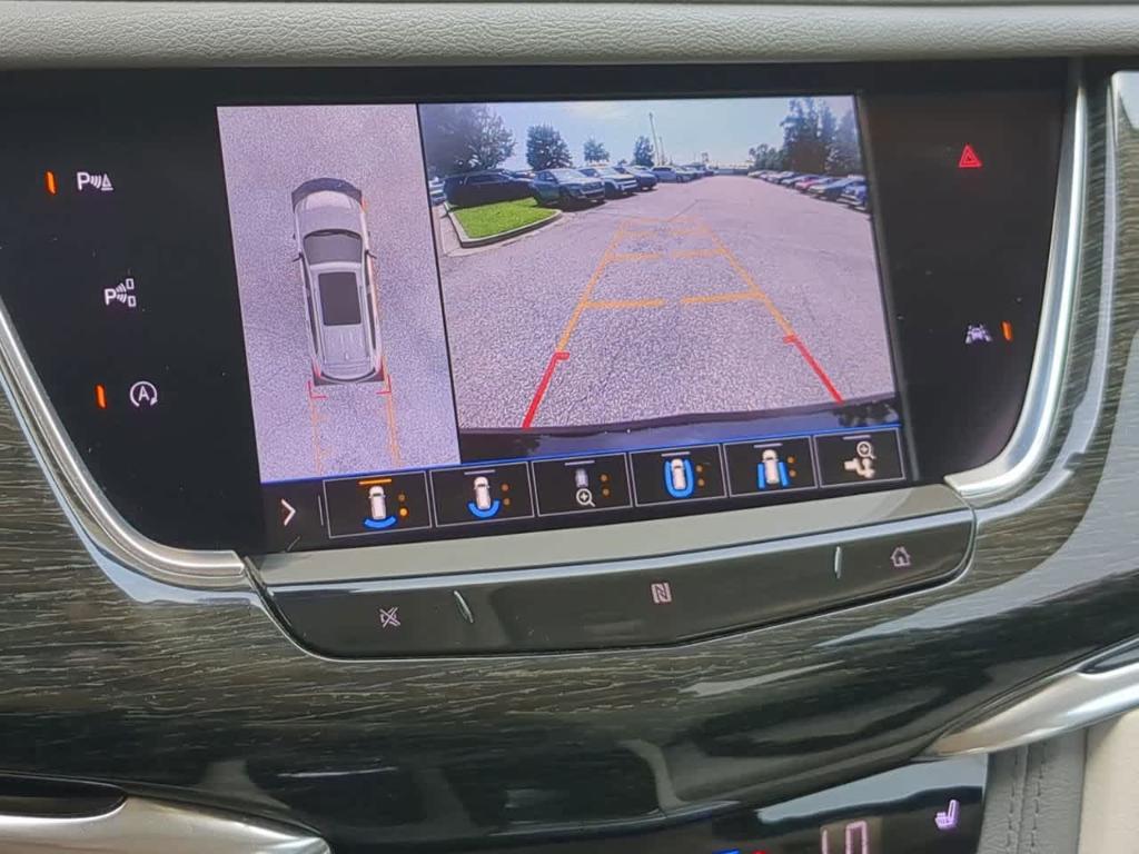 used 2020 Cadillac XT6 car, priced at $29,988