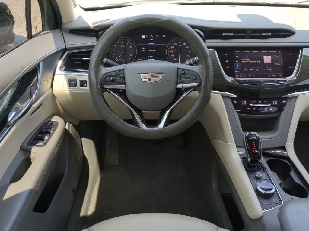used 2020 Cadillac XT6 car, priced at $29,988