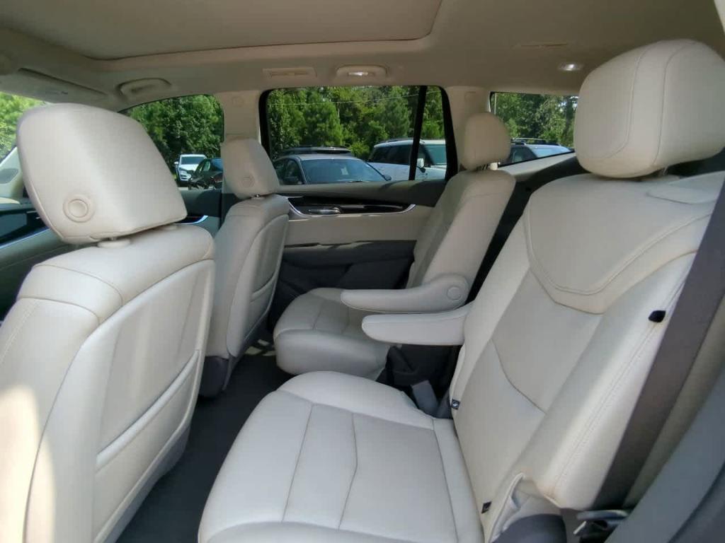 used 2020 Cadillac XT6 car, priced at $29,988