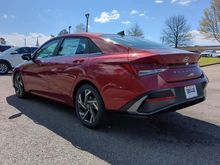 new 2024 Hyundai Elantra car, priced at $27,020