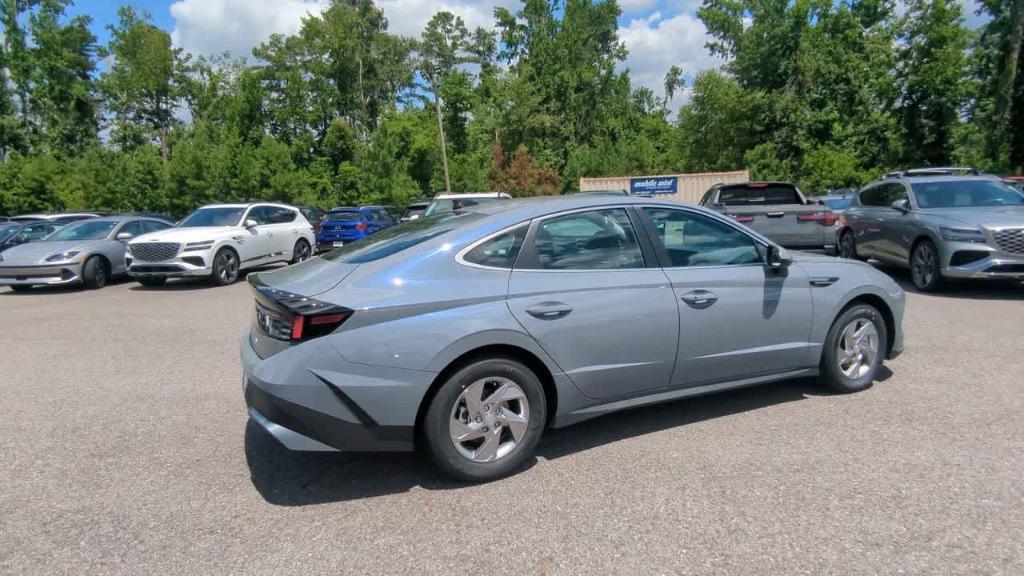 new 2025 Hyundai Sonata car, priced at $25,138