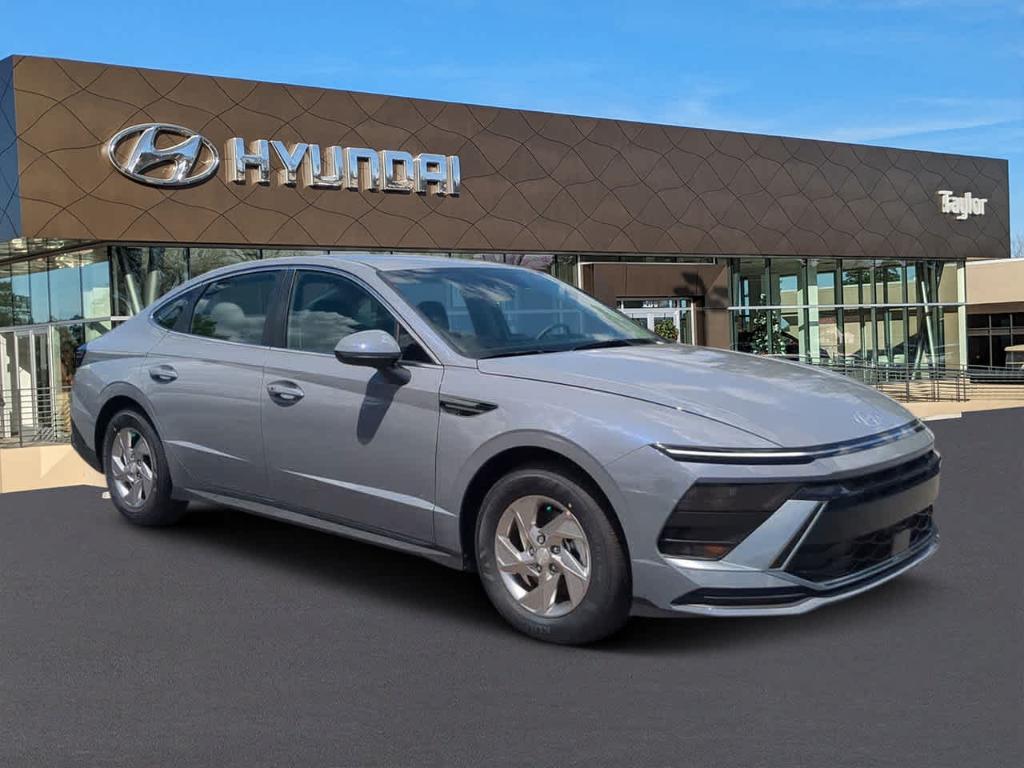 new 2025 Hyundai Sonata car, priced at $25,138