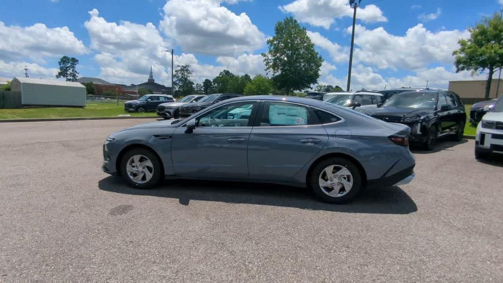 new 2025 Hyundai Sonata car, priced at $25,138