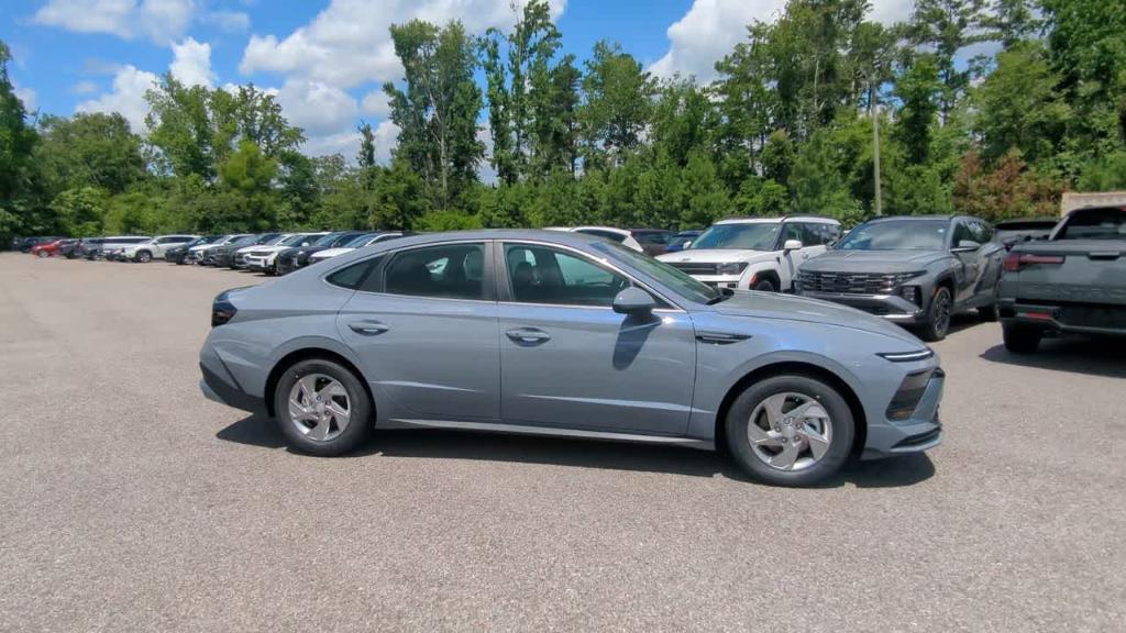 new 2025 Hyundai Sonata car, priced at $25,138