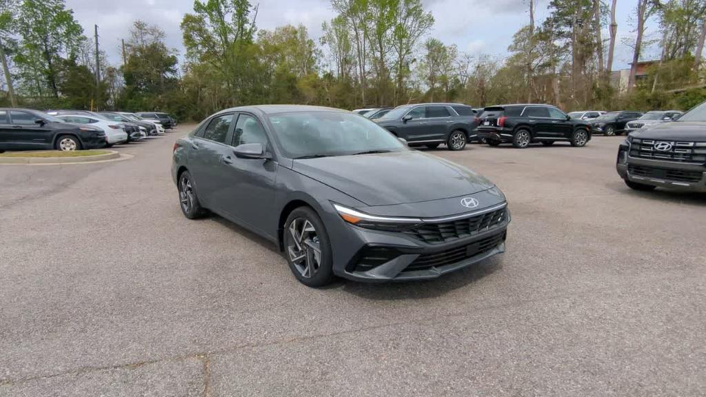 new 2025 Hyundai Elantra car, priced at $27,585