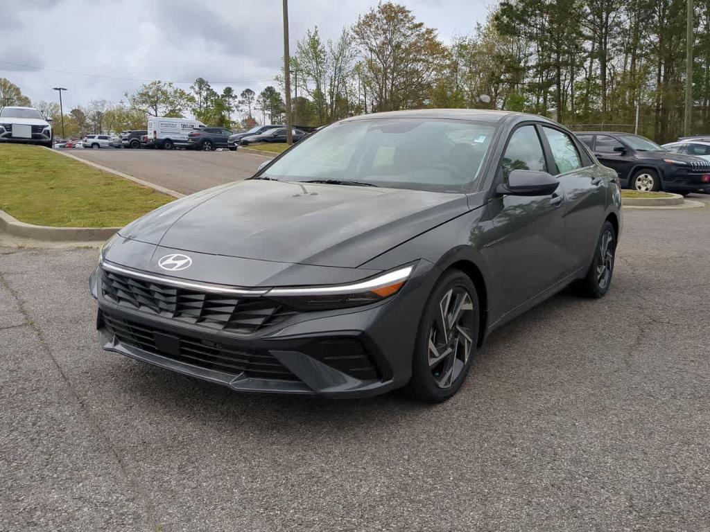 new 2025 Hyundai Elantra car, priced at $27,585