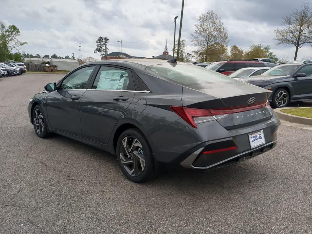 new 2025 Hyundai Elantra car, priced at $27,585