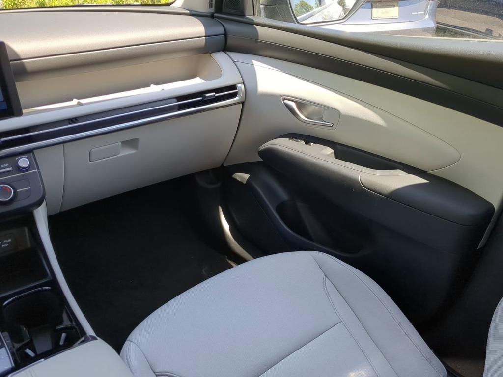 new 2025 Hyundai Tucson car, priced at $30,870