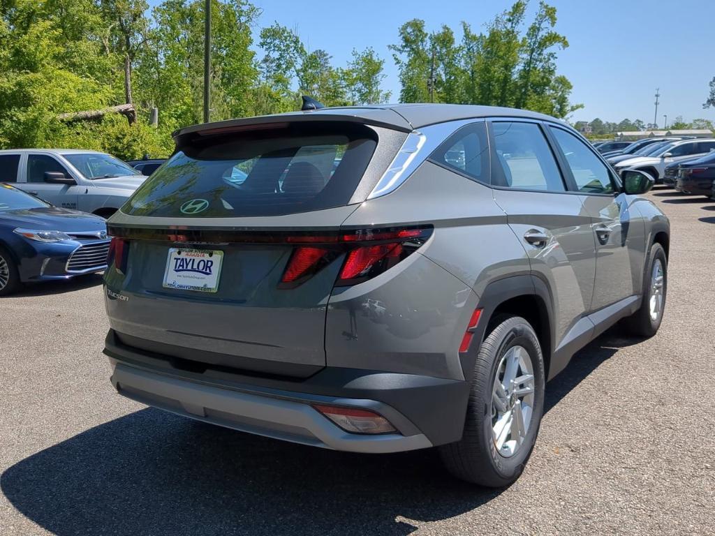 new 2025 Hyundai Tucson car, priced at $30,870