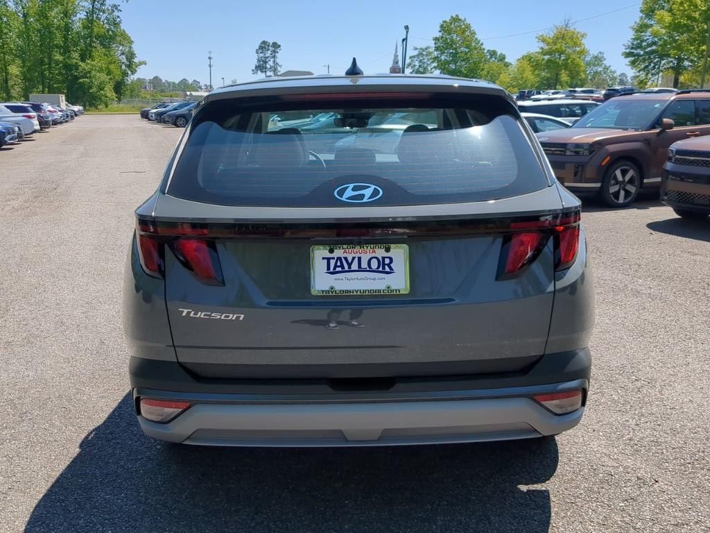 new 2025 Hyundai Tucson car, priced at $30,870