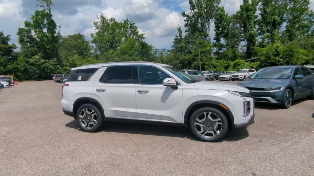 new 2025 Hyundai Palisade car, priced at $47,325