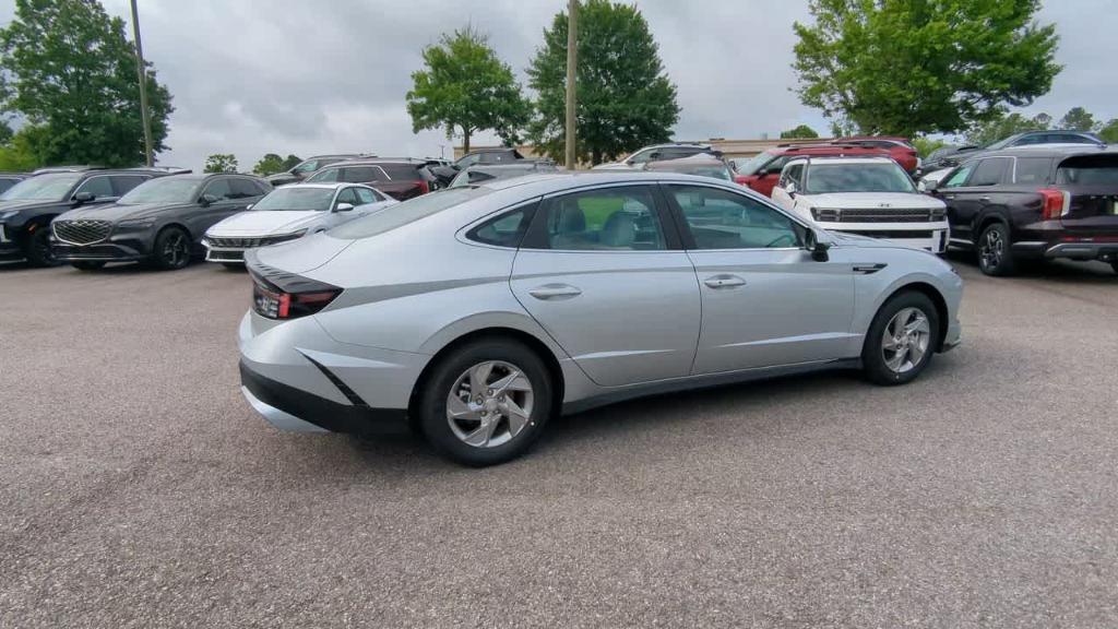 new 2025 Hyundai Sonata car, priced at $28,730