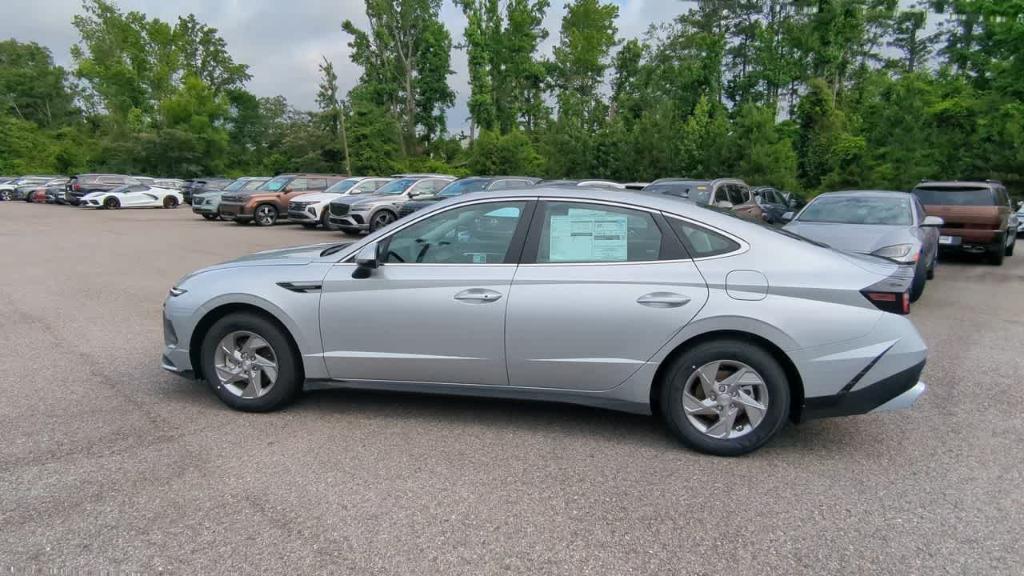 new 2025 Hyundai Sonata car, priced at $28,730