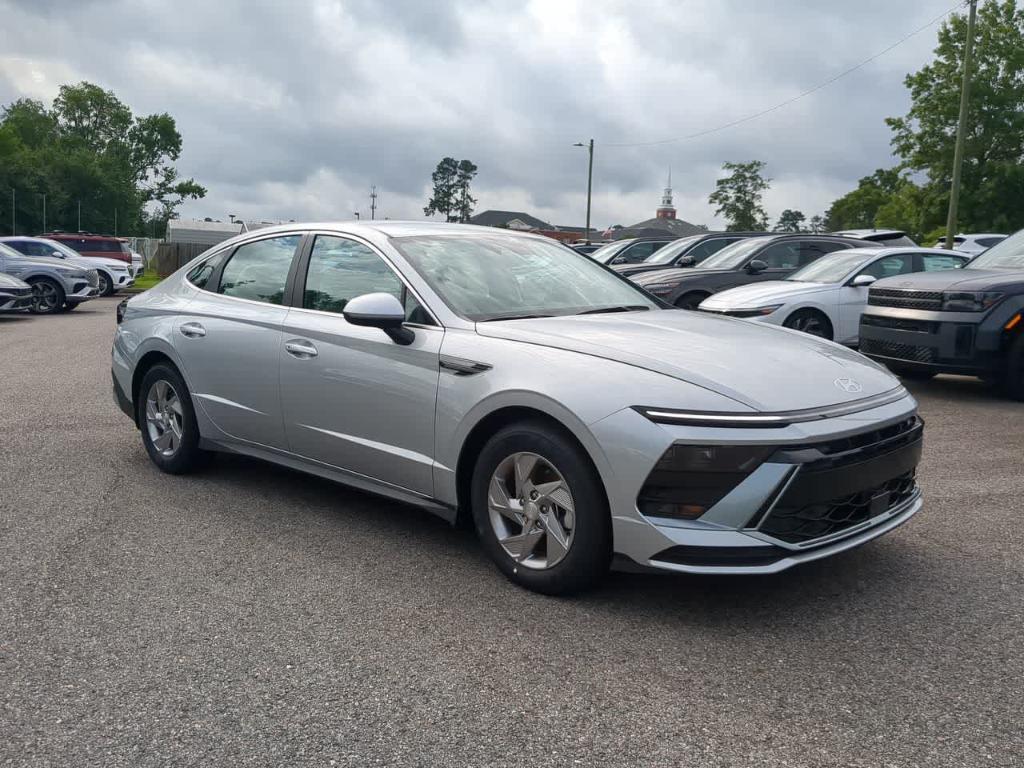 new 2025 Hyundai Sonata car, priced at $28,730