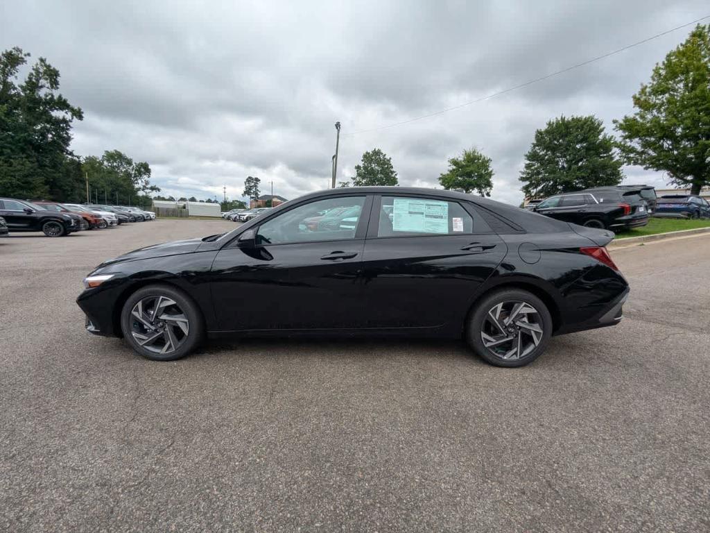 new 2025 Hyundai Elantra car, priced at $24,340