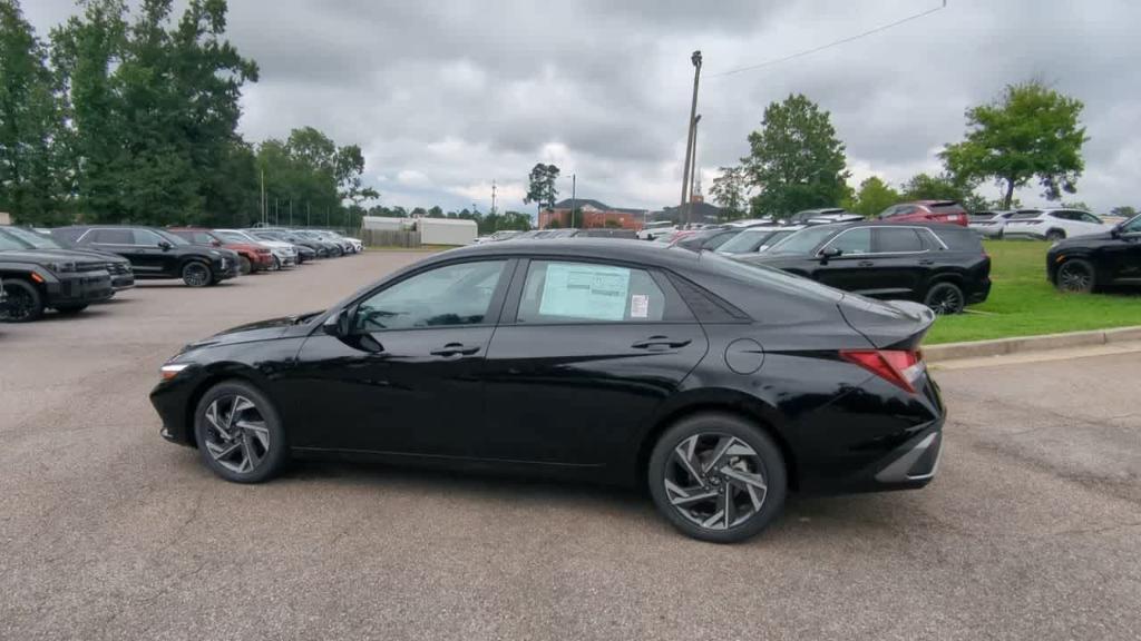 new 2025 Hyundai Elantra car, priced at $24,340