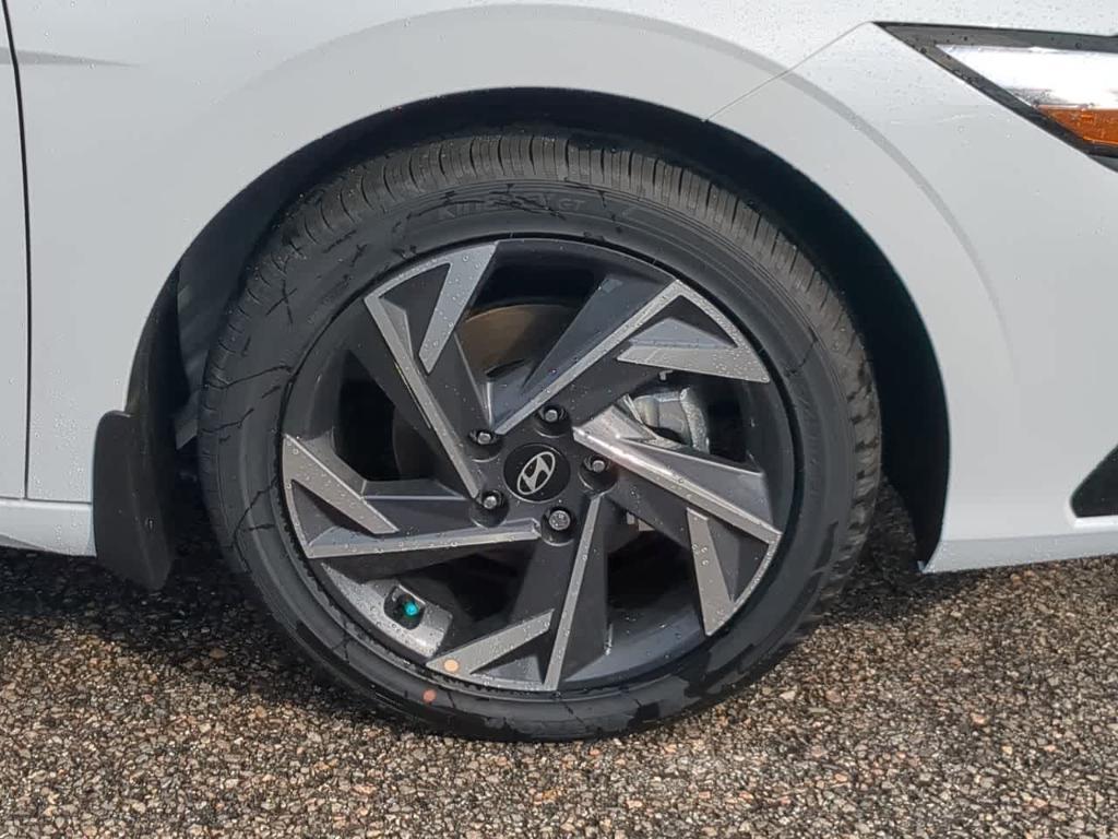 new 2025 Hyundai ELANTRA HEV car, priced at $30,810