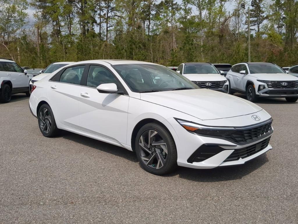 new 2025 Hyundai Elantra car, priced at $26,735