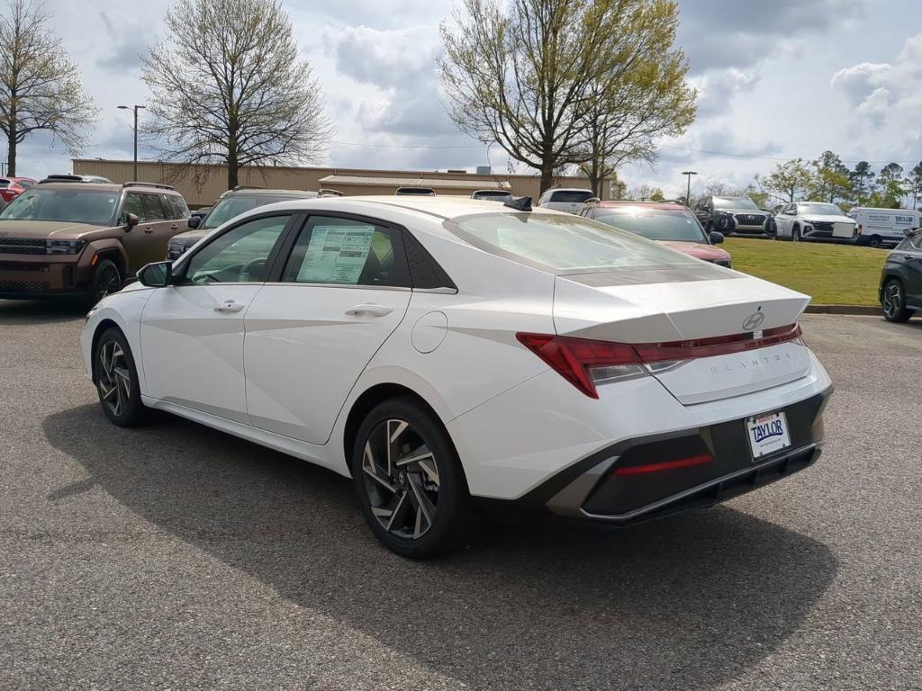 new 2025 Hyundai Elantra car, priced at $26,735