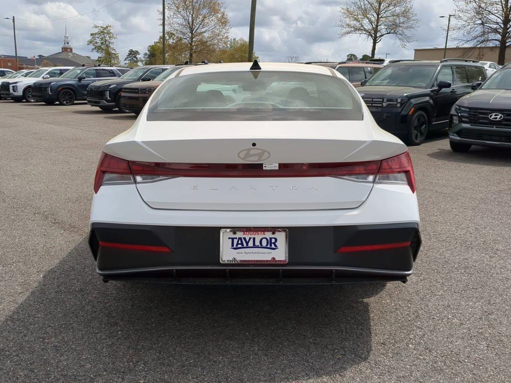 new 2025 Hyundai Elantra car, priced at $26,735