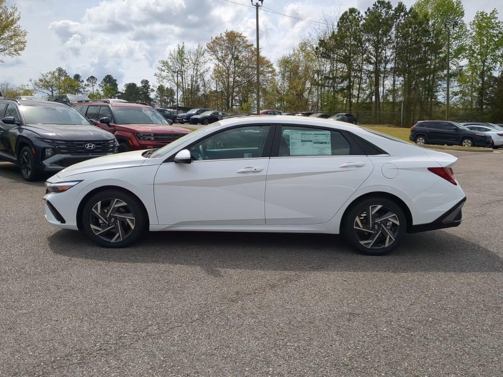 new 2025 Hyundai Elantra car, priced at $26,735
