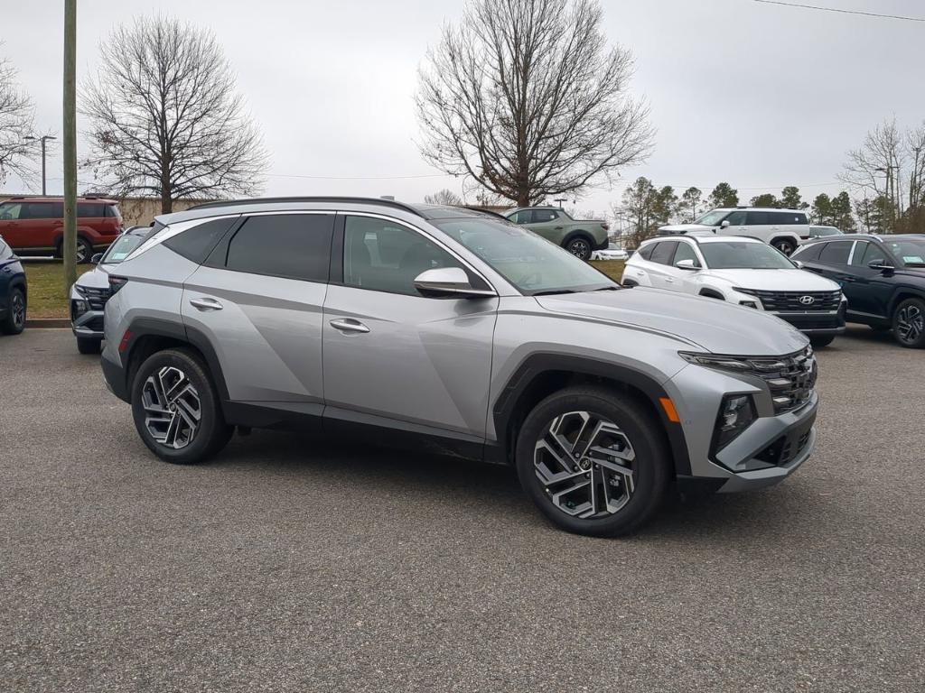 new 2025 Hyundai Tucson Hybrid car, priced at $43,220