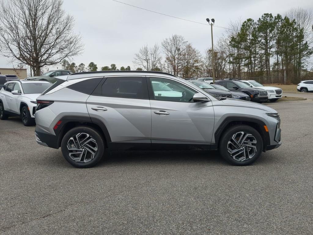 new 2025 Hyundai Tucson Hybrid car, priced at $43,220