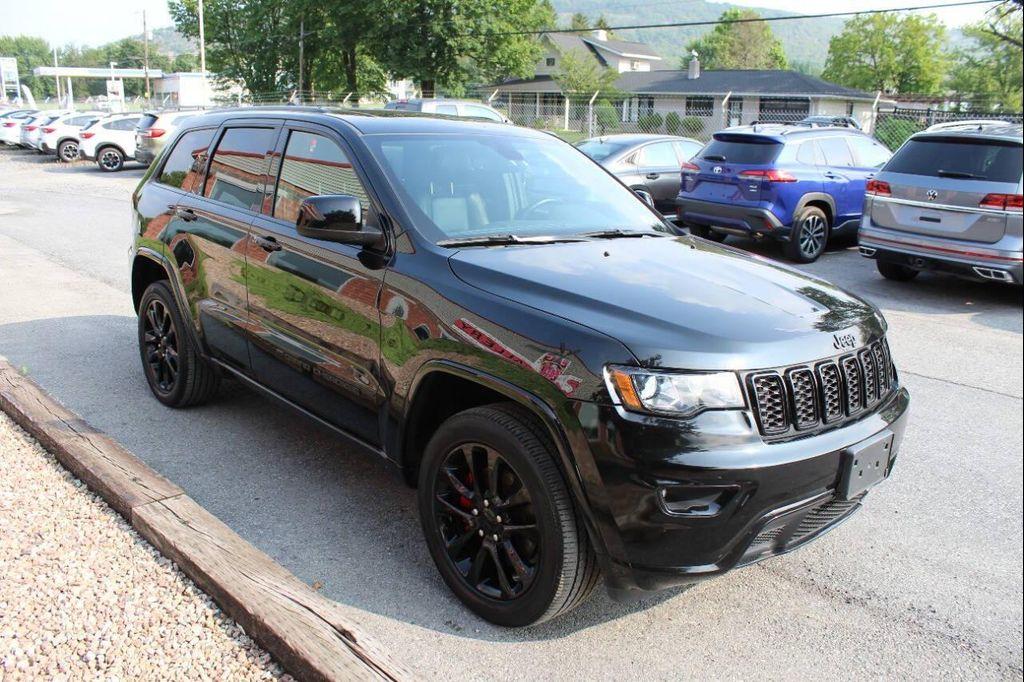 used 2022 Jeep Grand Cherokee car, priced at $24,900