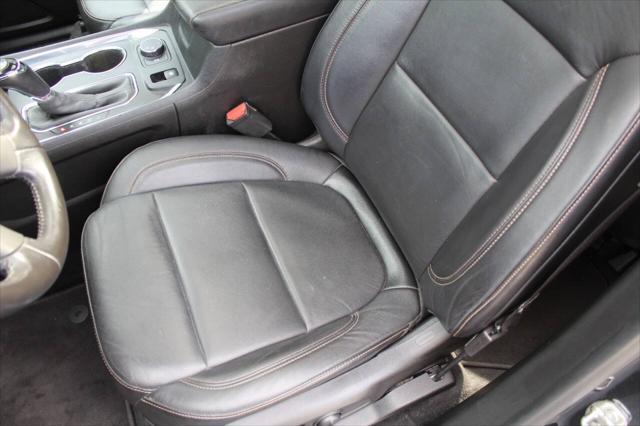 used 2019 Chevrolet Traverse car, priced at $18,900