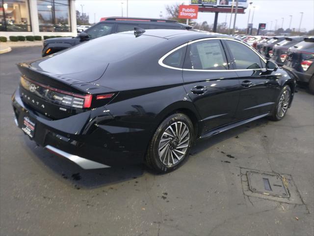 new 2025 Hyundai Sonata Hybrid car, priced at $38,227