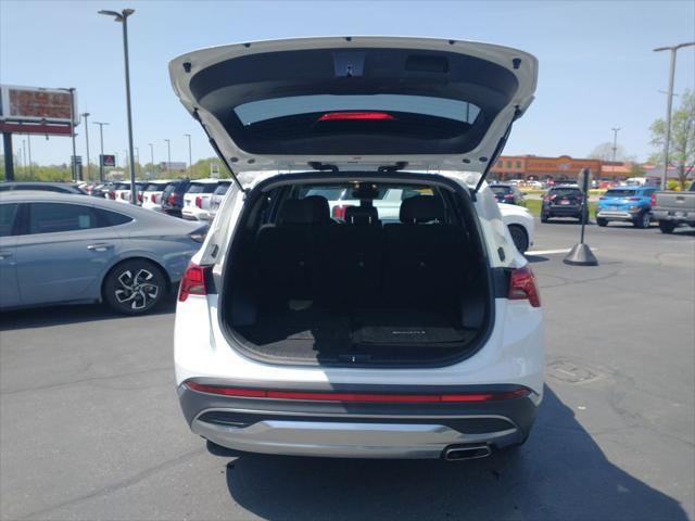 used 2022 Hyundai Santa Fe car, priced at $24,687