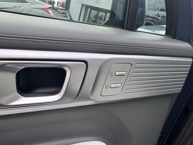 new 2026 Hyundai SANTA FE HEV car, priced at $51,468