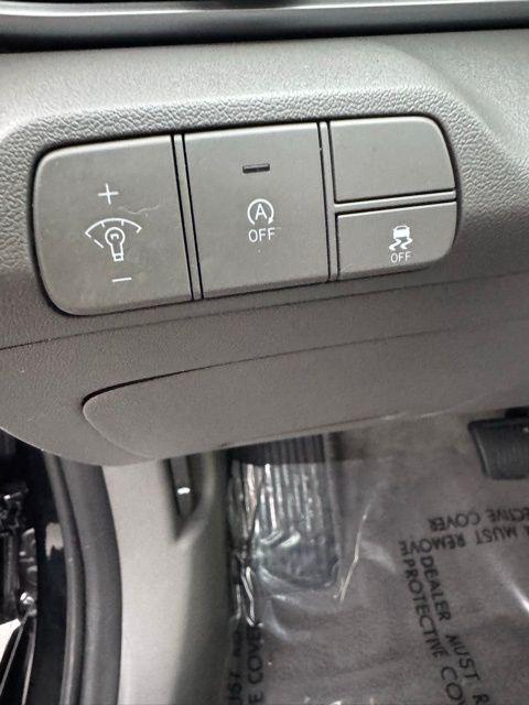 new 2025 Hyundai Elantra car, priced at $23,555