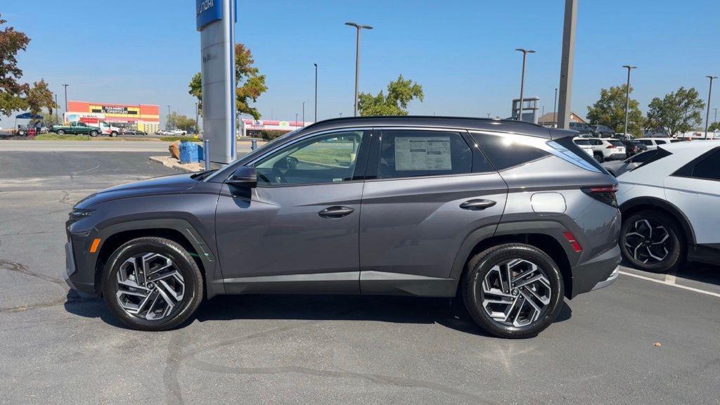 new 2025 Hyundai TUCSON Hybrid car, priced at $42,838