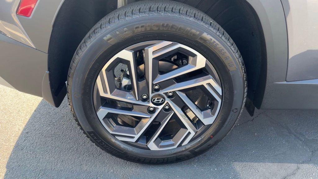 new 2025 Hyundai TUCSON Hybrid car, priced at $42,838