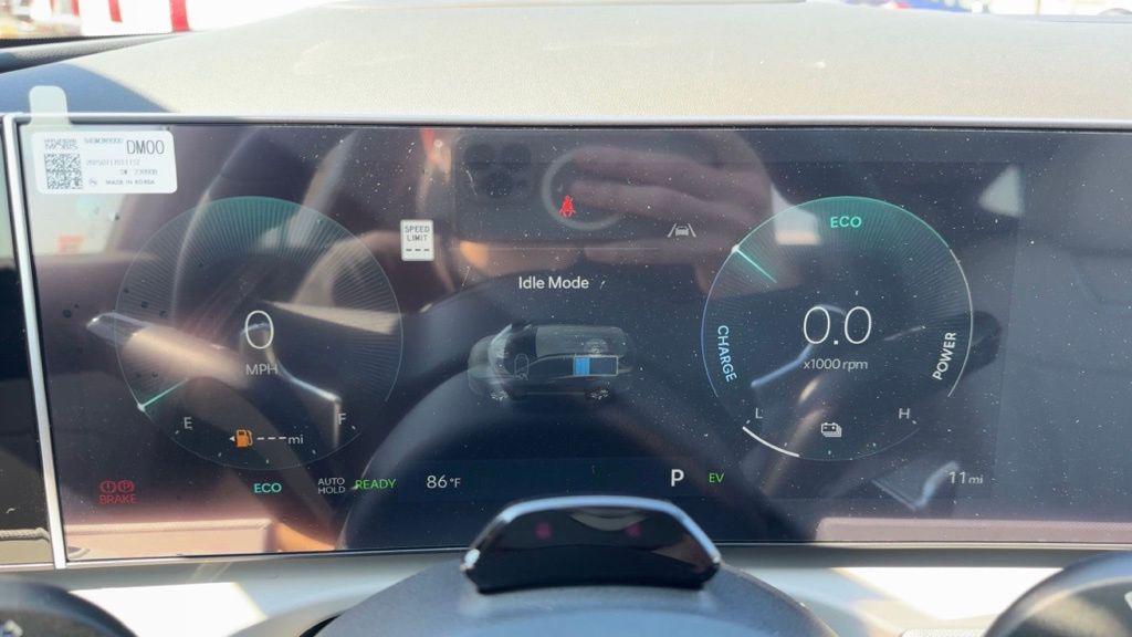 new 2025 Hyundai TUCSON Hybrid car, priced at $42,838