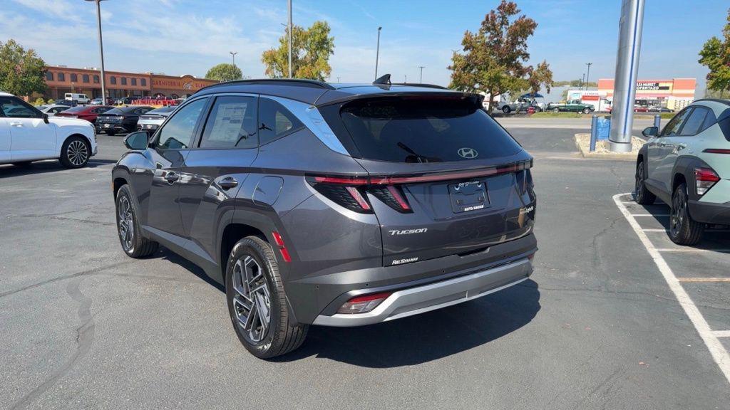 new 2025 Hyundai TUCSON Hybrid car, priced at $42,838