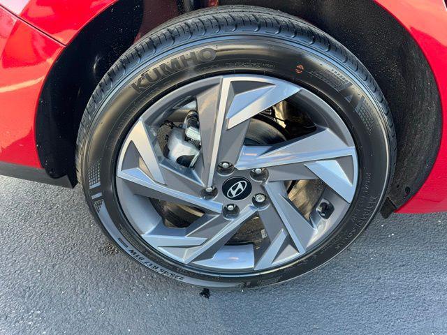 new 2025 Hyundai Elantra car, priced at $24,382