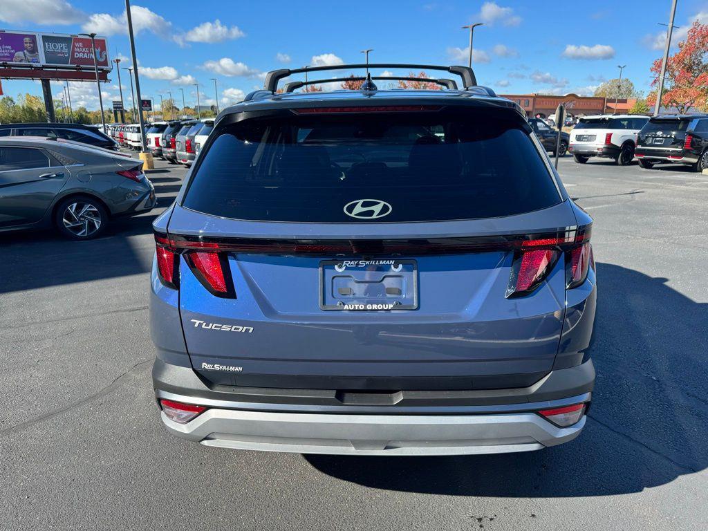 new 2026 Hyundai Tucson car, priced at $33,235