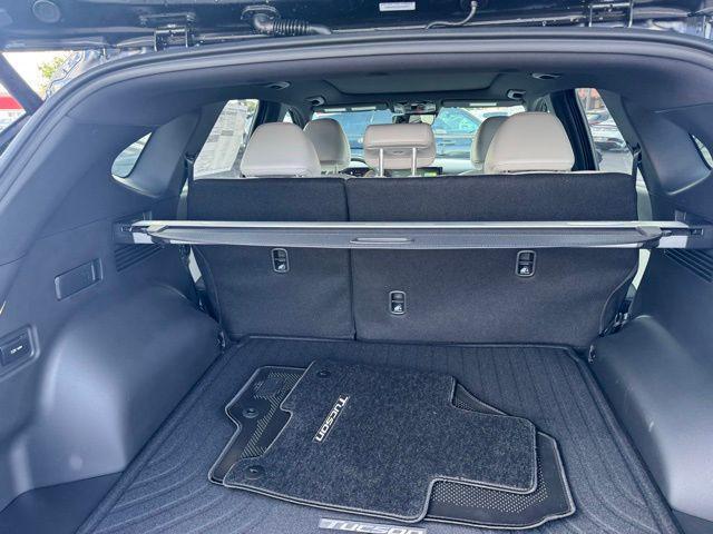 new 2025 Hyundai TUCSON Hybrid car, priced at $42,891