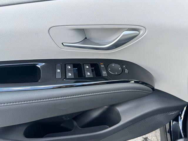 new 2025 Hyundai TUCSON Hybrid car, priced at $42,891