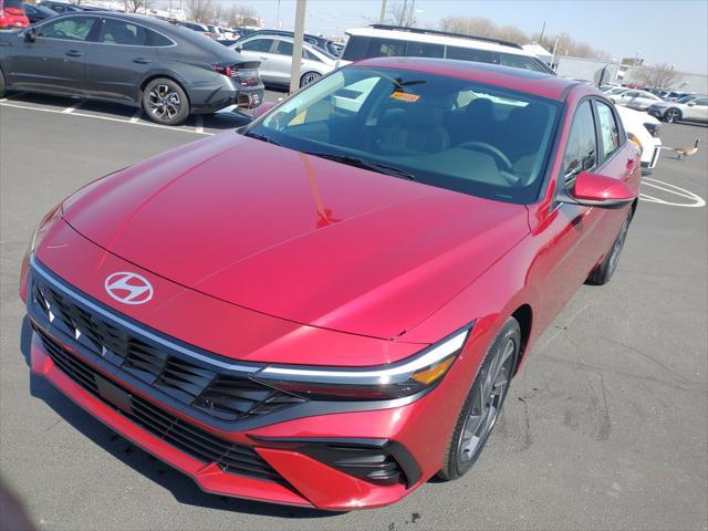 new 2025 Hyundai Elantra car, priced at $31,203