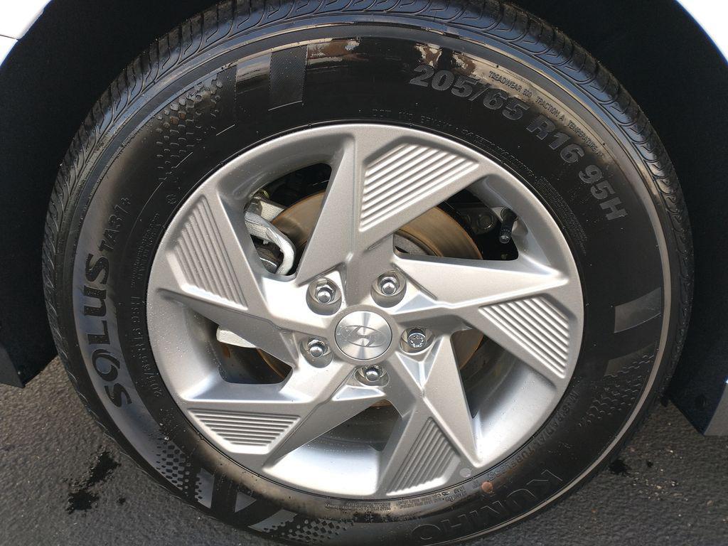 new 2025 Hyundai Sonata car, priced at $27,704